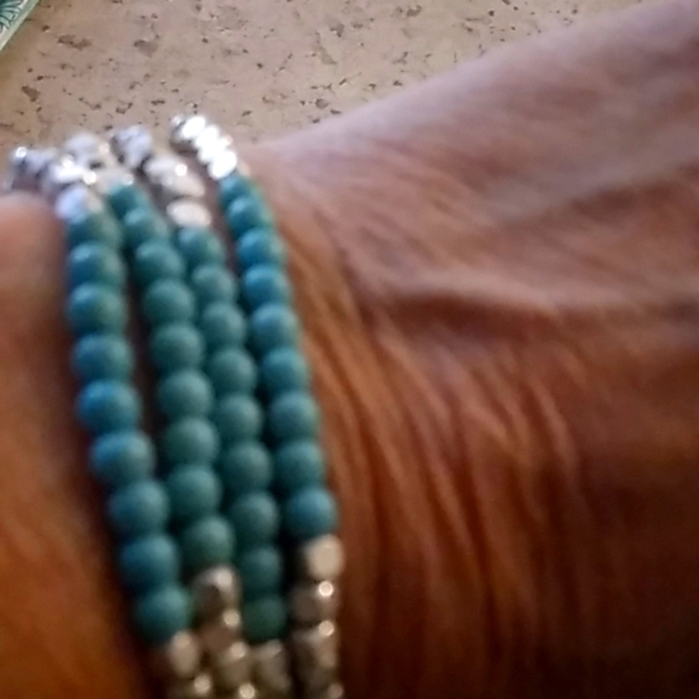 4 bracelets